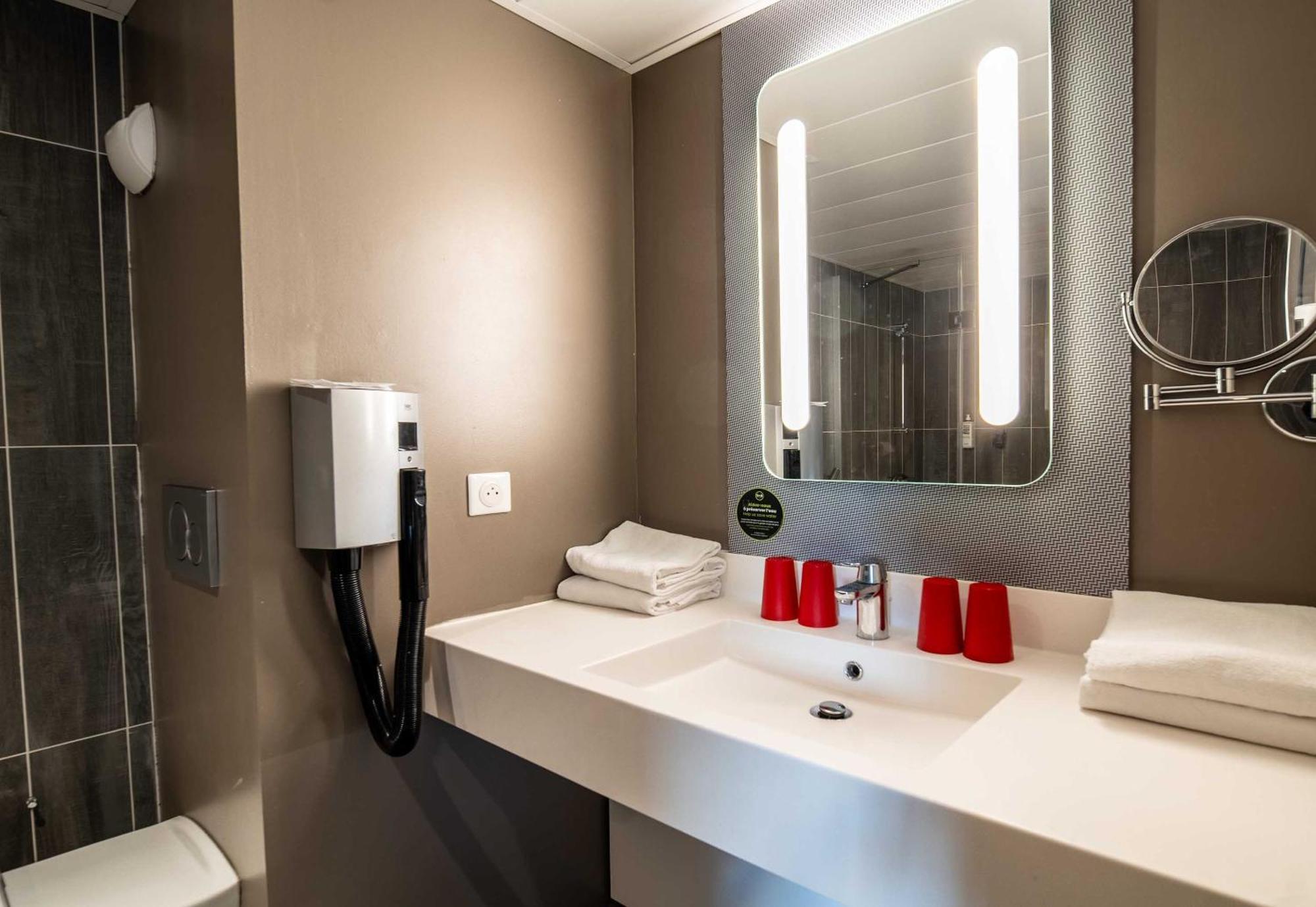ไอบิส ลีโมฌ นอร์ด Hotel ลิมอจส์ ภายนอก รูปภาพ